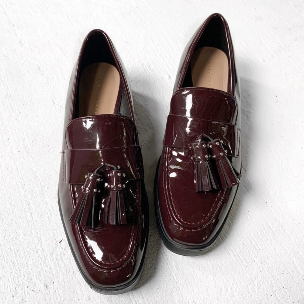 Zara Patent Burgundy Loafers w Tassels size 37 (6.5)